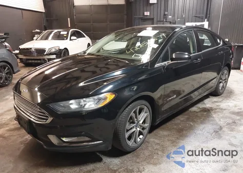 2017 Ford Fusion Hybrid Se из США, поврежденный, VIN 3FA6P0LU1HR374543